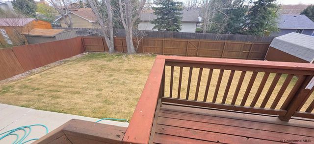 709 PHOENIX DR, Cheyenne, WY 82001