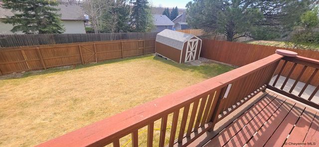 709 PHOENIX DR, Cheyenne, WY 82001