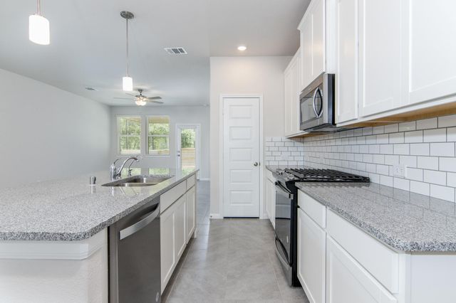 18565 Meadow Point Lane, Conroe, TX 77316