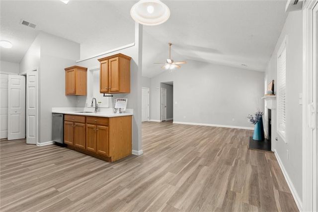 5673 Riverside Walk Drive, Sugar Hill, GA 30518