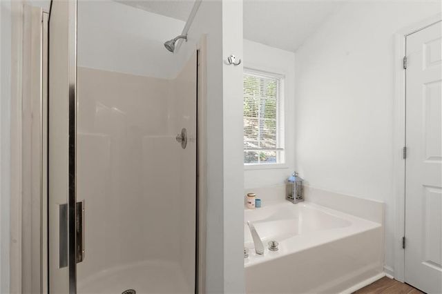 5673 Riverside Walk Drive, Sugar Hill, GA 30518