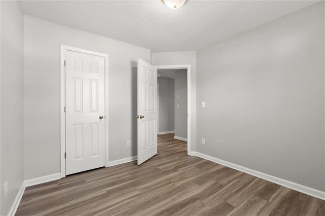 5673 Riverside Walk Drive, Sugar Hill, GA 30518