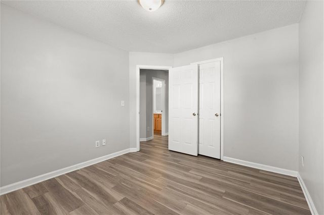 5673 Riverside Walk Drive, Sugar Hill, GA 30518