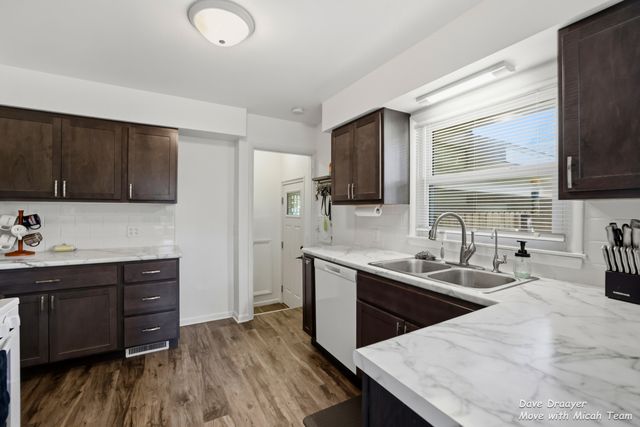 4292 Billmar Street Sw, Grandville City, MI 49418