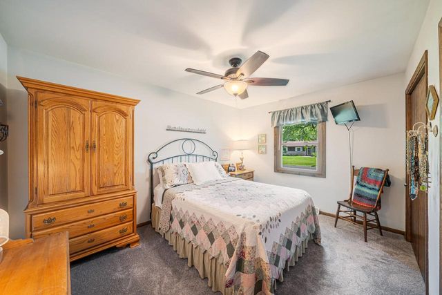 1111 KERWIN ROAD, Neenah, WI 54956