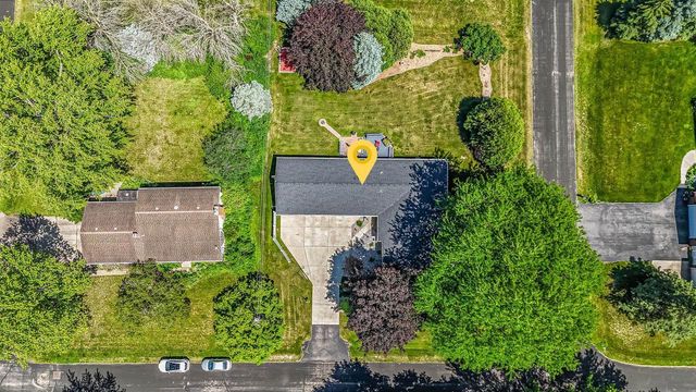 1111 KERWIN ROAD, Neenah, WI 54956