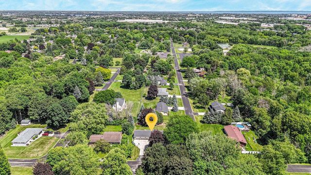 1111 KERWIN ROAD, Neenah, WI 54956