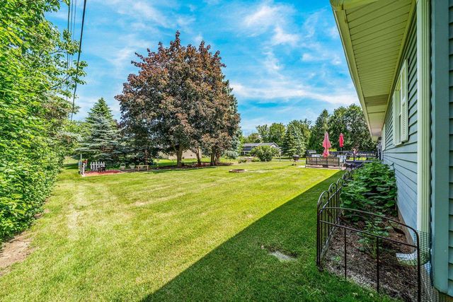 1111 KERWIN ROAD, Neenah, WI 54956