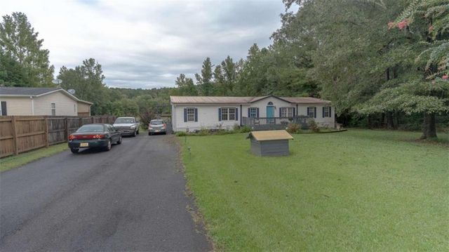 1170 River Woods Drive, Madison, GA 30650