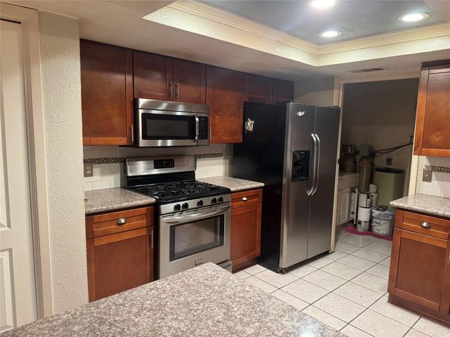 12115 Scissortail DR, Austin, TX 78750