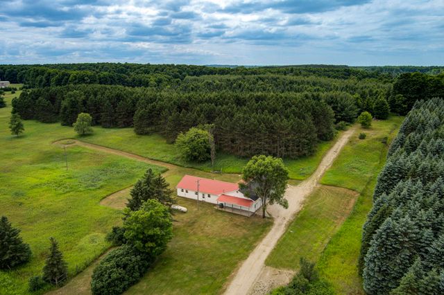 8400 Westminister Road, Kingsley, MI 49649