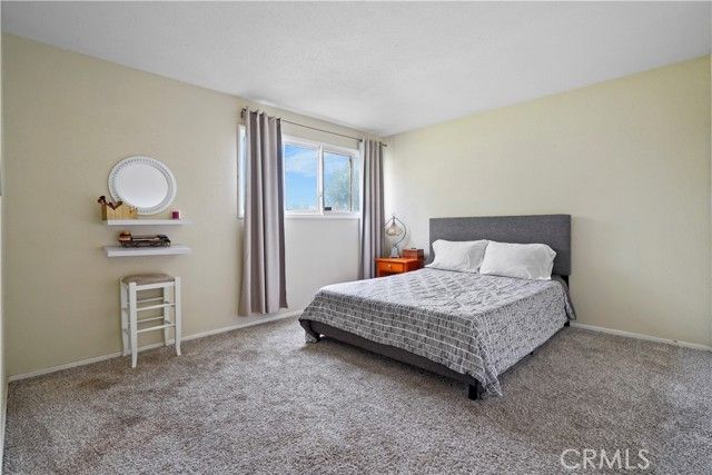 44325 3rd Street, Lancaster, CA 93535