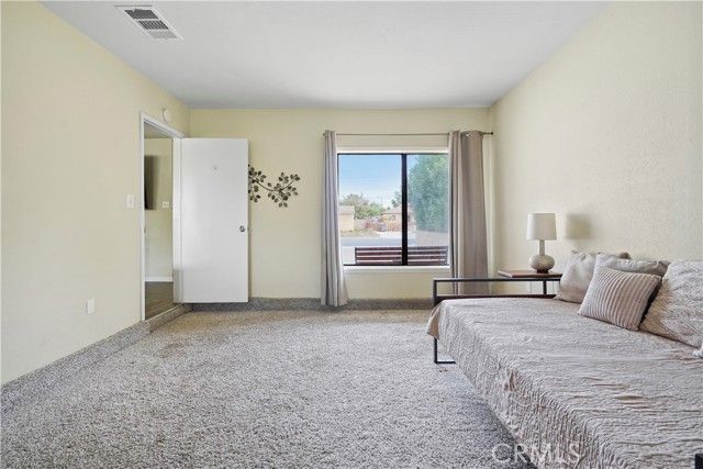 44325 3rd Street, Lancaster, CA 93535