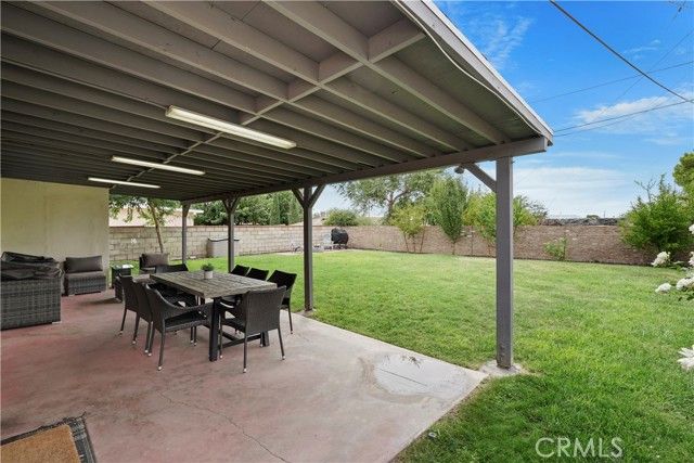 44325 3rd Street, Lancaster, CA 93535
