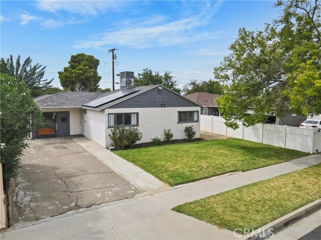 44325 3rd Street, Lancaster, CA 93535