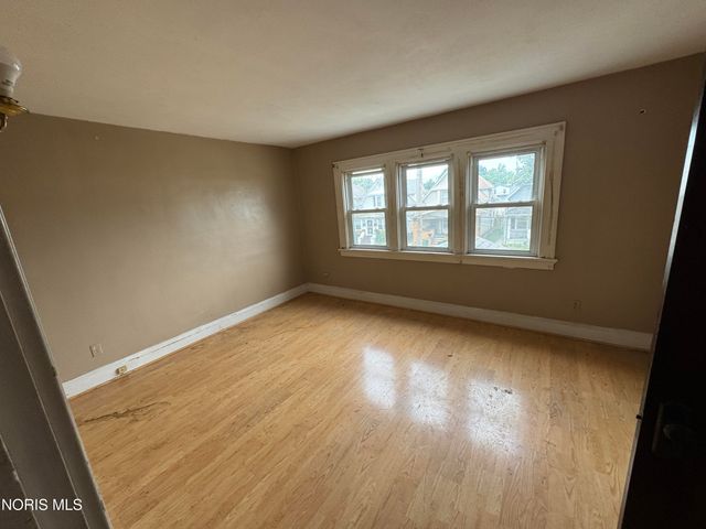 544 E Hudson Street, Toledo, OH 43608