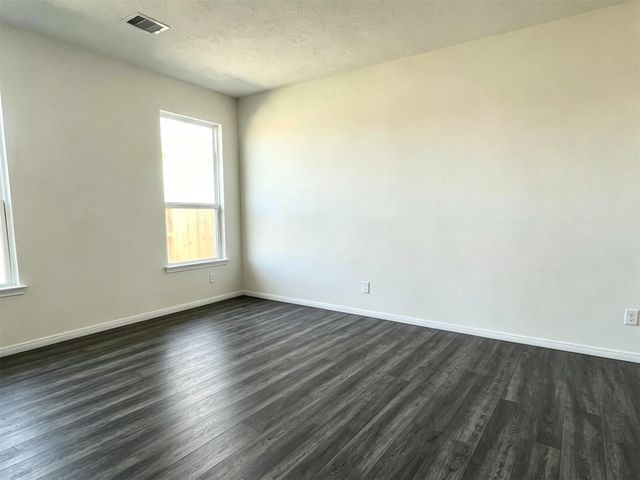 3307 Nila Creek Drive, Spring, TX 77373