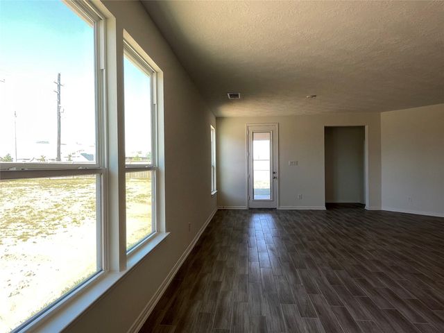 3307 Nila Creek Drive, Spring, TX 77373