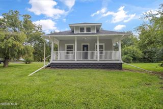 5887 Globe Avenue, Toledo, OH 43615