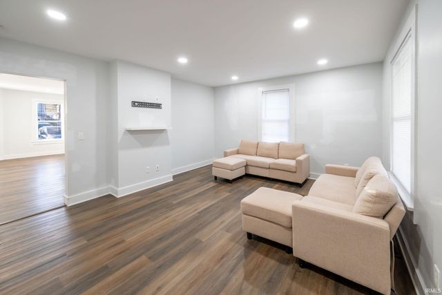 2509 N Clinton Street, Fort Wayne, IN 46805