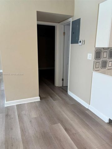 1005 S 17th Ave 1, Hollywood, FL 33020