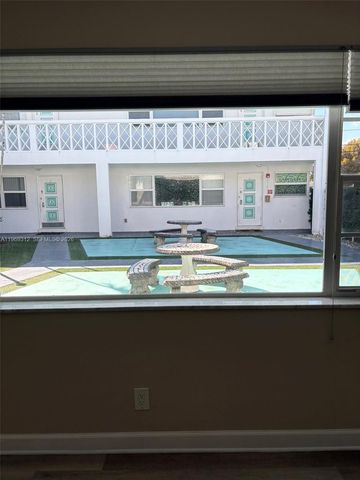 1005 S 17th Ave 1, Hollywood, FL 33020