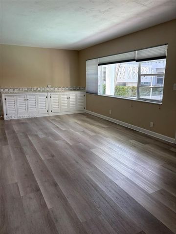 1005 S 17th Ave 1, Hollywood, FL 33020