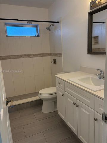 1005 S 17th Ave 1, Hollywood, FL 33020