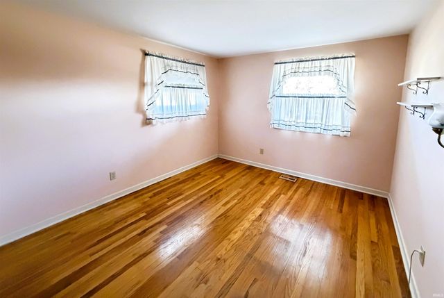 3522 E Grandview Drive, Bloomington, IN 47408