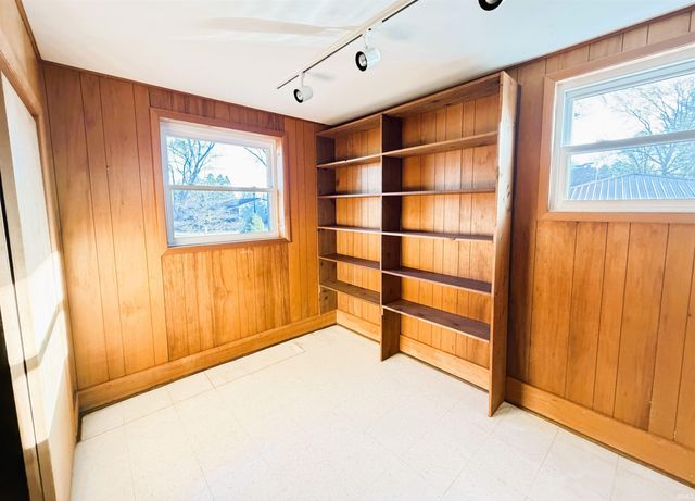 3522 E Grandview Drive, Bloomington, IN 47408