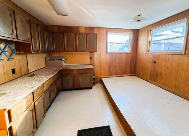 3522 E Grandview Drive, Bloomington, IN 47408