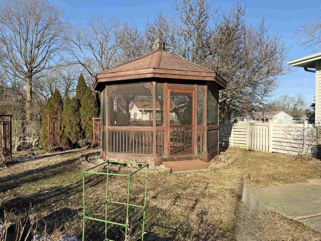 3522 E Grandview Drive, Bloomington, IN 47408