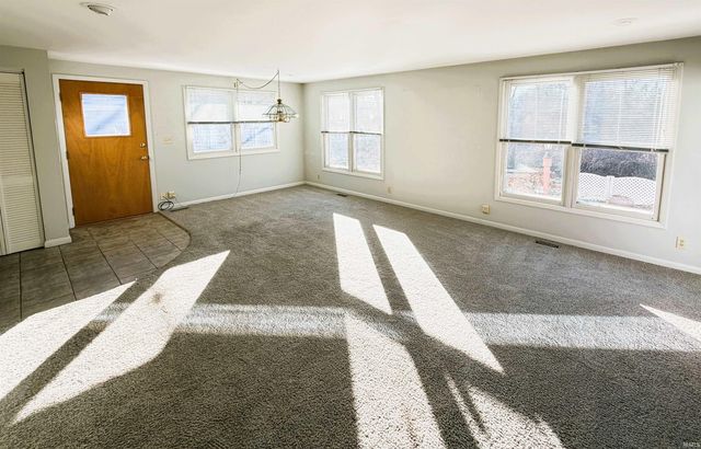 3522 E Grandview Drive, Bloomington, IN 47408