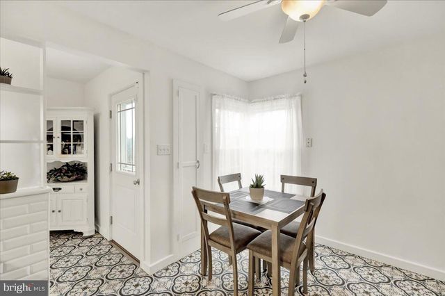 725 FRANKLIN ST, Shoemakersville, PA 19555