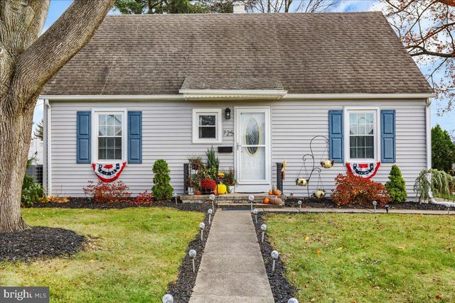 725 FRANKLIN ST, Shoemakersville, PA 19555