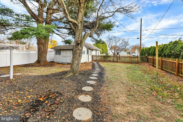 725 FRANKLIN ST, Shoemakersville, PA 19555