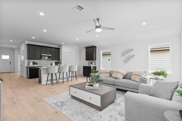10643 Summers Way, Beasley, TX 77417