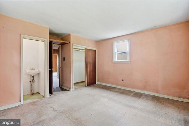 2584 GALLOWAY RD, Bensalem, PA 19020