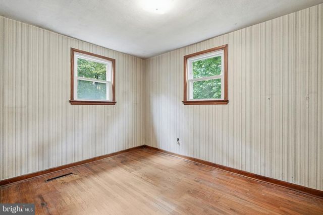 2584 GALLOWAY RD, Bensalem, PA 19020