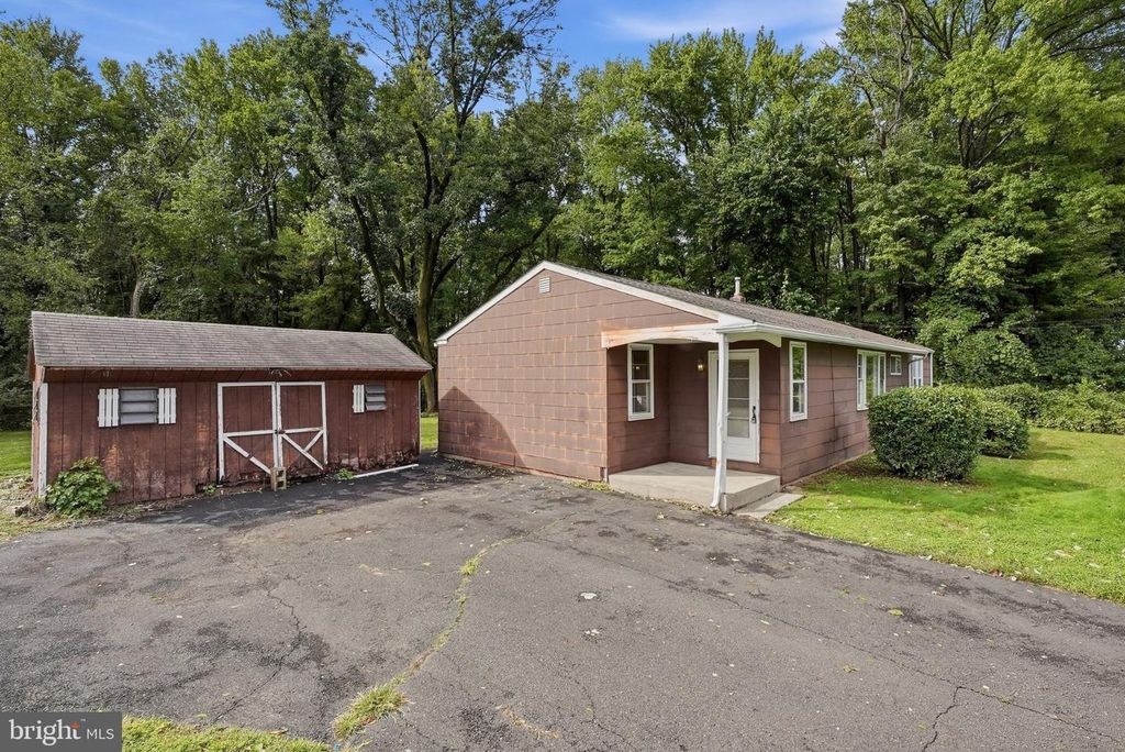 2584 GALLOWAY RD, Bensalem, PA 19020 — photo 3