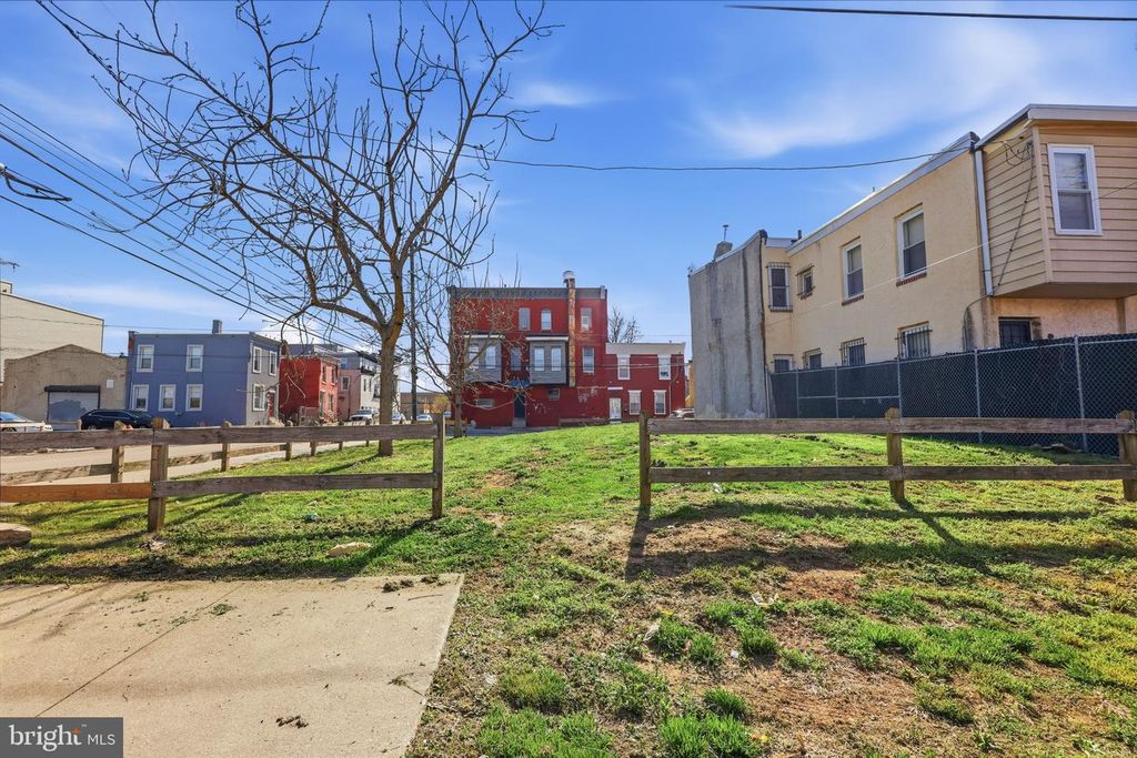 1960 N CROSKEY ST, Philadelphia, PA 19121