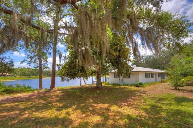 33 WILLOW LANE, Deland, FL 32724