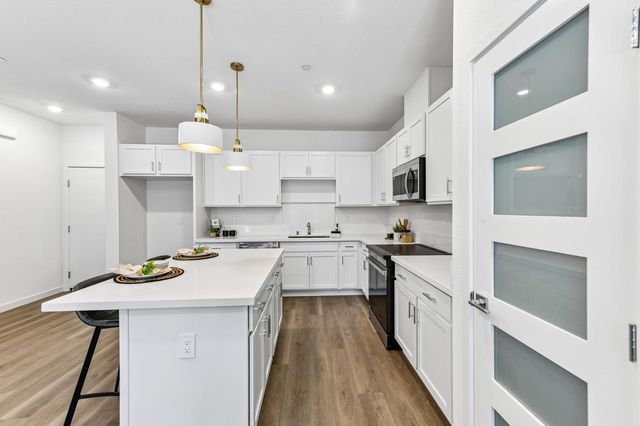 2073 Freya Walk, Sacramento, CA 95835