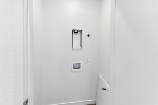 2073 Freya Walk, Sacramento, CA 95835