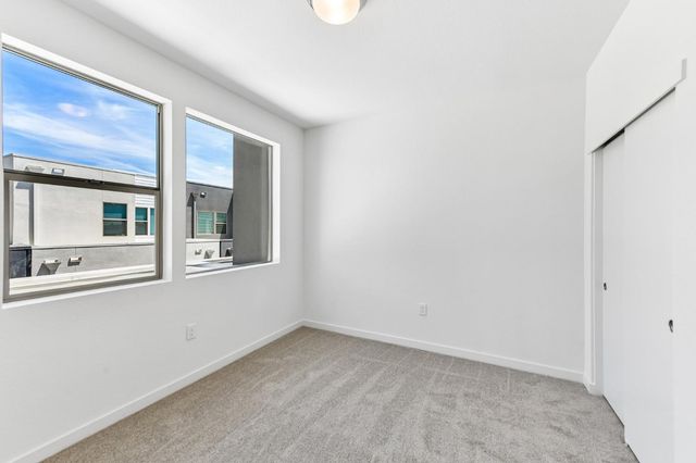 2073 Freya Walk, Sacramento, CA 95835