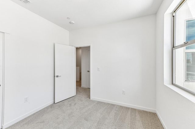 2073 Freya Walk, Sacramento, CA 95835