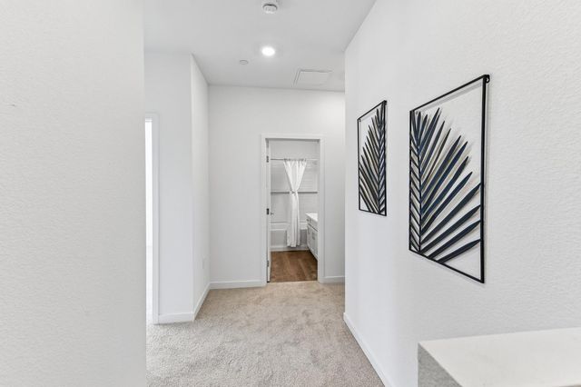 2073 Freya Walk, Sacramento, CA 95835