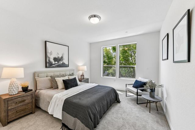 2073 Freya Walk, Sacramento, CA 95835