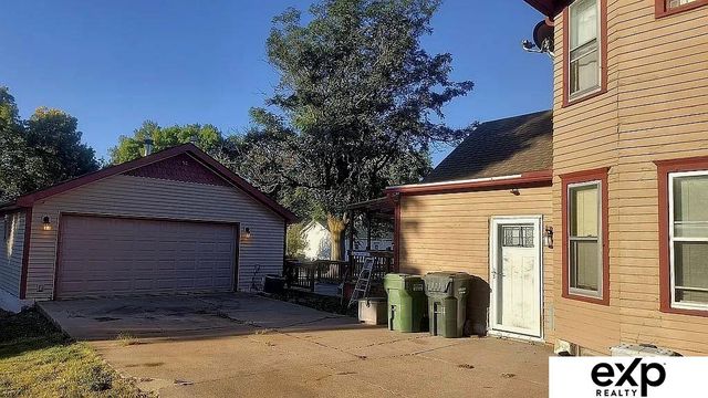 565 W 10th Street, Wahoo, NE 68066