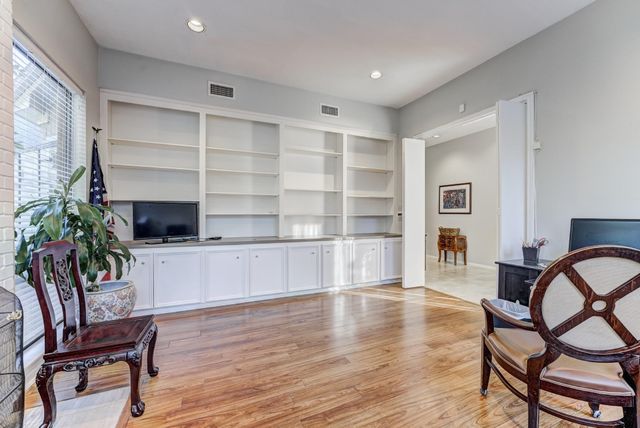 12007 Lakeway Court, Houston, TX 77071